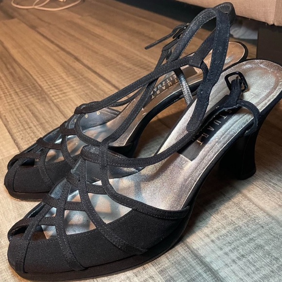 Stuart Weitzman heels - Picture 2 of 4